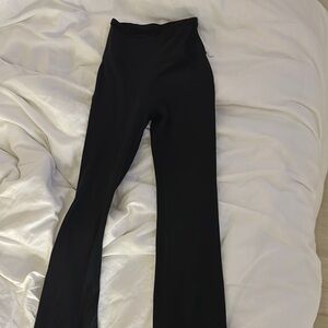Black lululemon groove pants